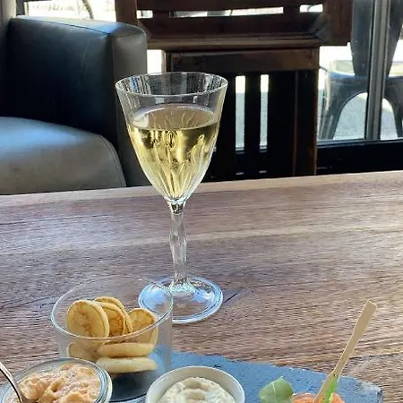 Restaurant La Voile - Le Dock'er 2*